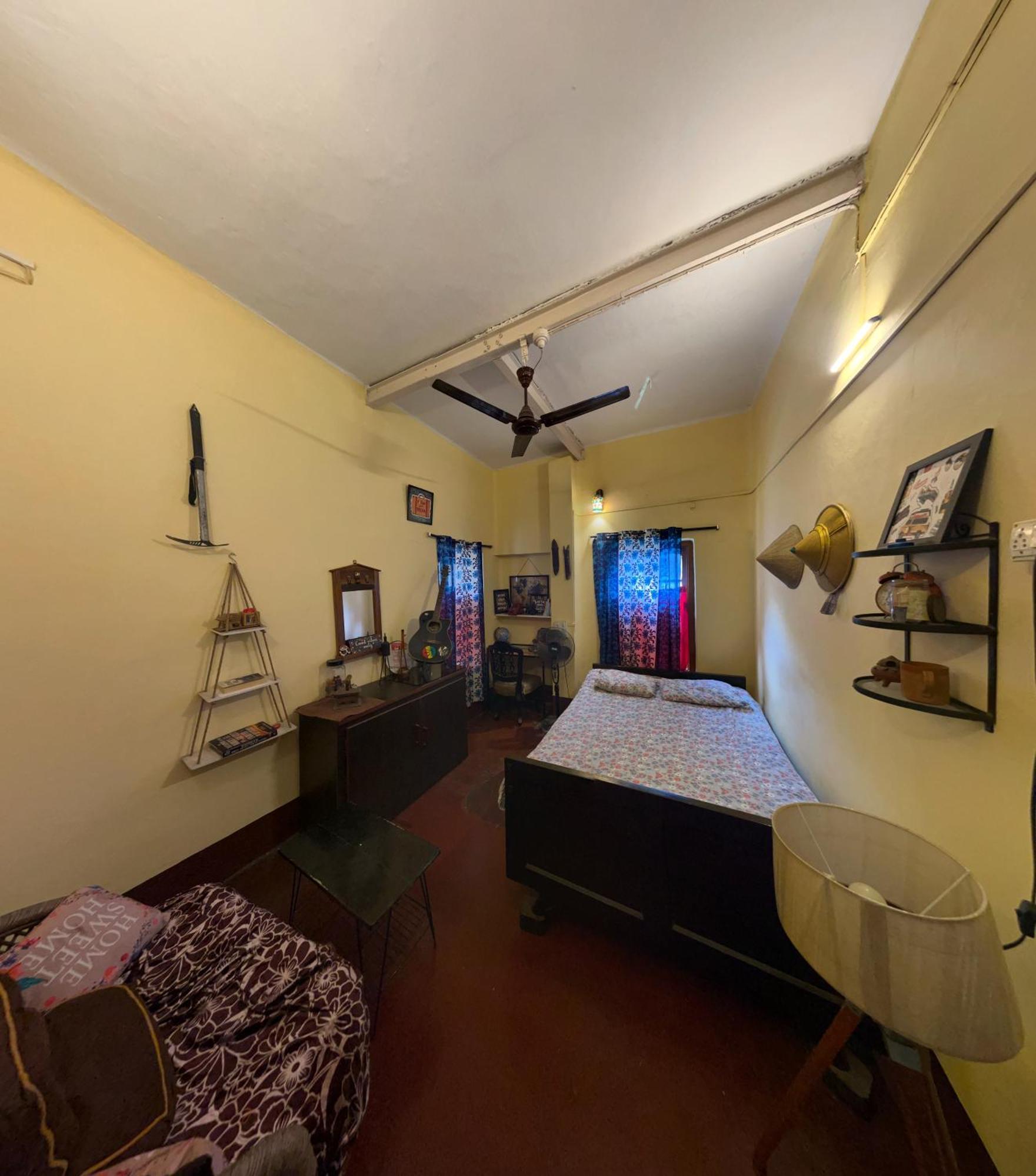 Calcutta Backpackers Homestay- For Travellers And Backpackers ภายนอก รูปภาพ