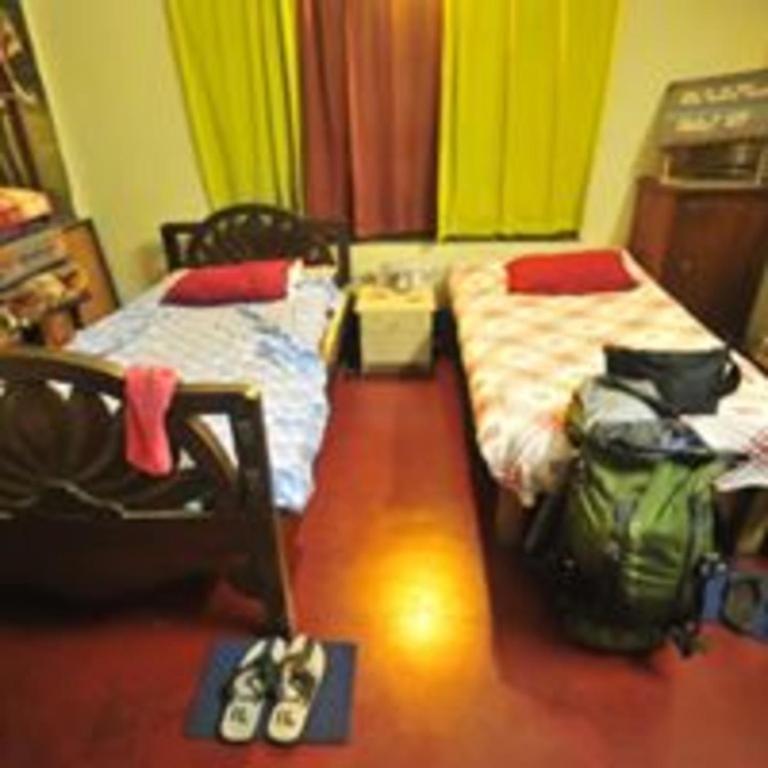 Calcutta Backpackers Homestay- For Travellers And Backpackers ภายนอก รูปภาพ